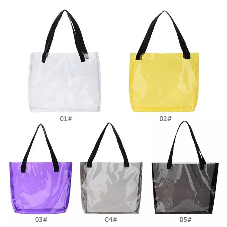 Bolso tote transparente con costuras de PVC y asas negras
